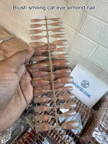 Blush smiling cat eye almond nail