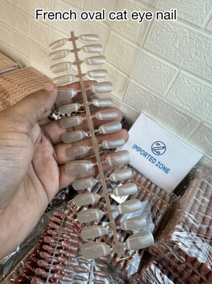 French Oval Cat Eye nail